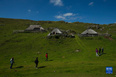 9月8日，游客參觀斯洛文尼亞維利卡普拉尼那高地的牧民定居點。<br/><br/>　　位于斯洛文尼亞北部的維利卡普拉尼那高地是歐洲現存最大的牧民定居點，早在中世紀已有牧民定居。每到夏季，該地獨特的高原牧場風景和傳統的牧民生活習俗吸引大批徒步旅行愛好者到此觀光。<br/><br/>　　新華社發（澤利科·斯特凡尼奇攝）