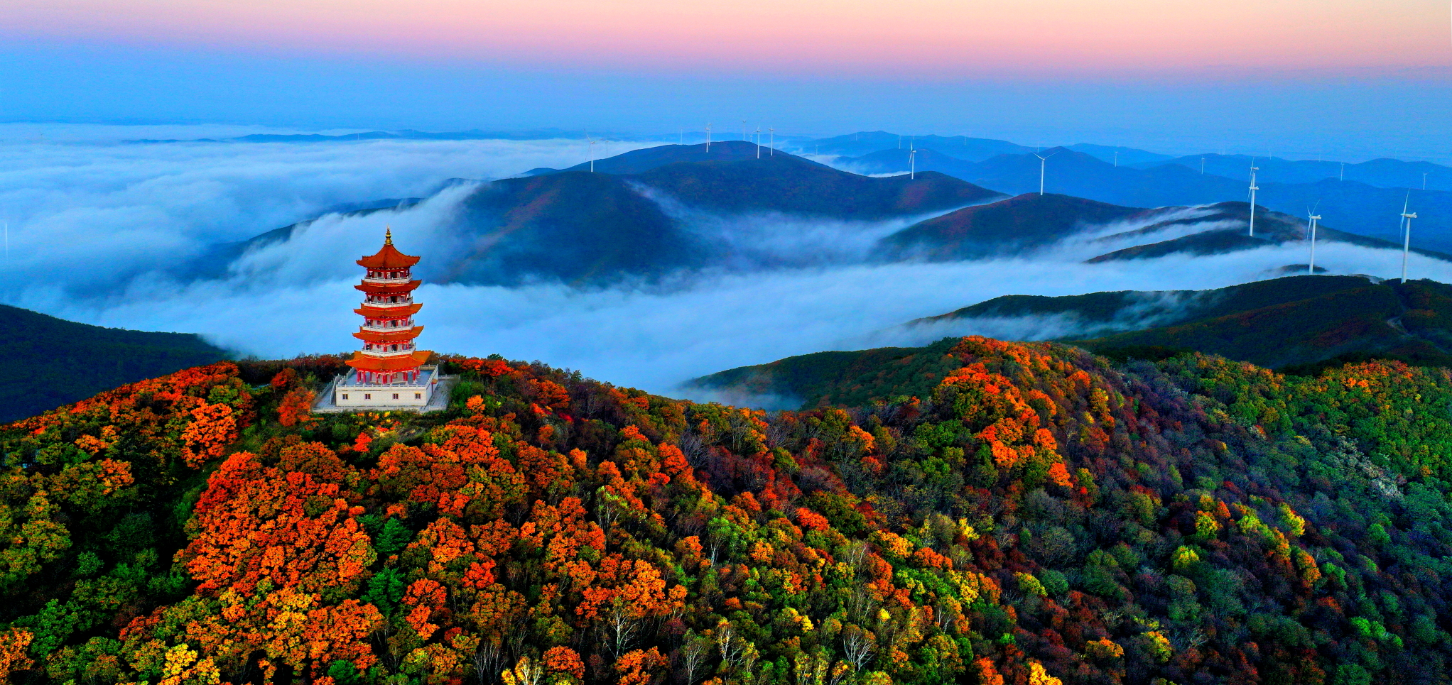 密山市蜂蜜山五花山色(摄影:吕忠信)