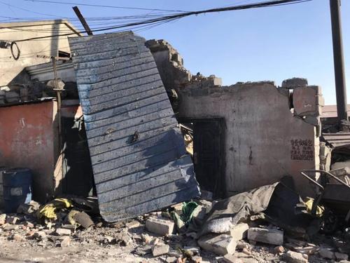  “变味”风情园 拆除没商量 哈尔滨香坊区依法拆除195栋“大棚房”