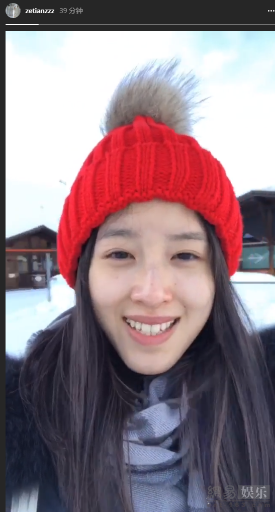 奶茶妹妹素颜曝光 有小雀斑清纯似少女