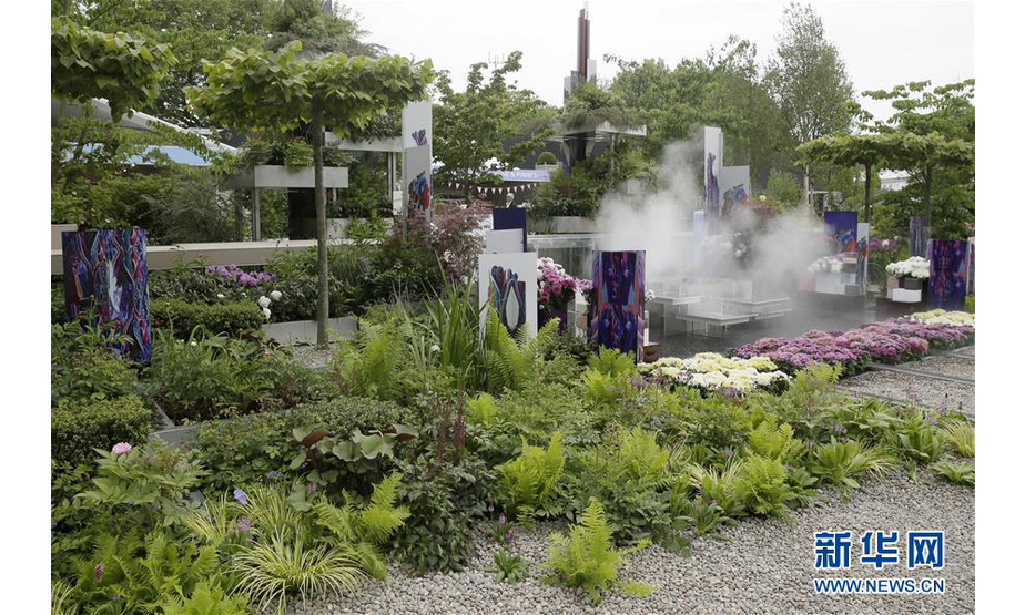 这是5月21日在英国伦敦的切尔西花展上拍摄的中国武汉水花园。新华社发（蒂姆·爱尔兰 摄）