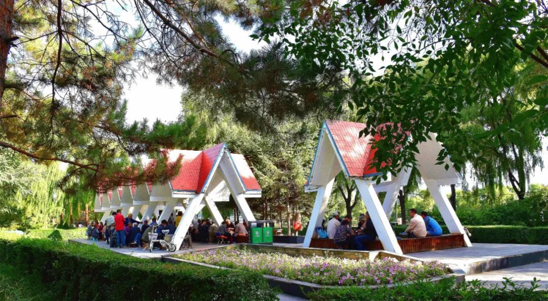 休闲乐园。高延福摄