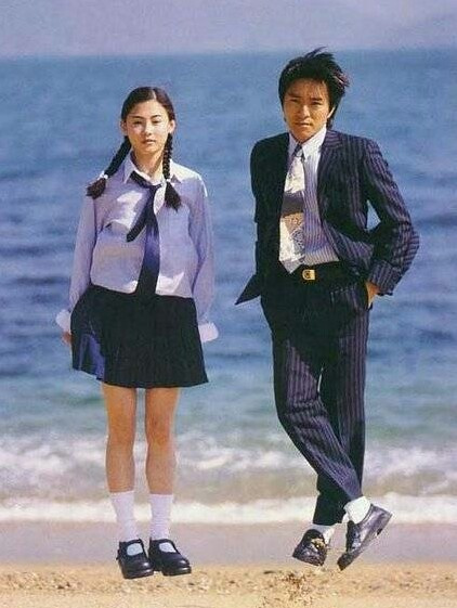 周星驰挑张柏芝下巴太暧昧，引起网友回忆杀:我养你呀?