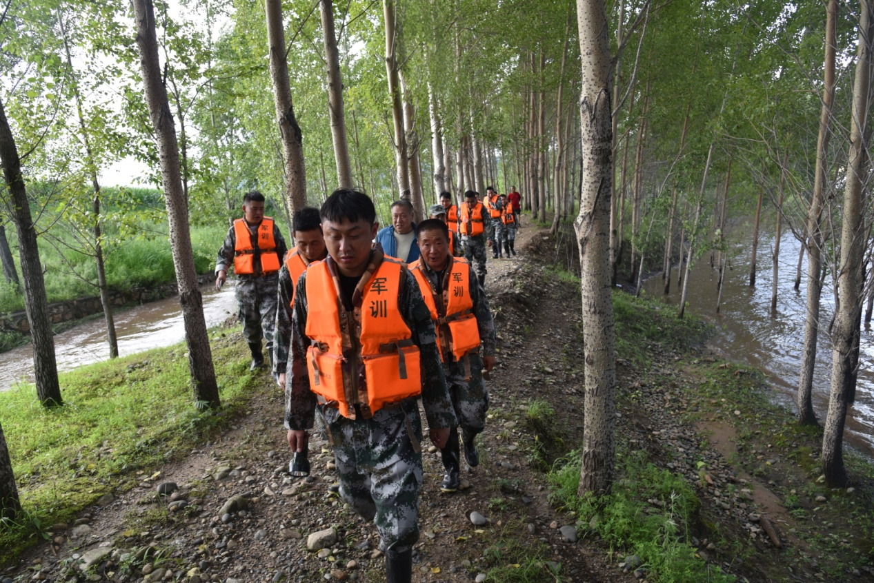 牡丹江军分区官兵民兵奋战抗洪一线 - 黑龙江网