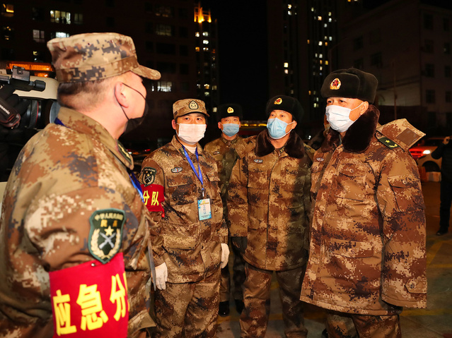傅永国在五常指导防疫工作时强调当好抗击疫情军地协调的桥梁纽带