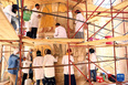 8月25日，工作人员在埃及卢克索的卡纳克神庙建筑群进行修复工作。<br/><br/>　　埃及对位于南部城市卢克索的卡纳克神庙等众多文物古迹开展修复保护工作。<br/><br/>　　新华社发（艾哈迈德·戈马摄）