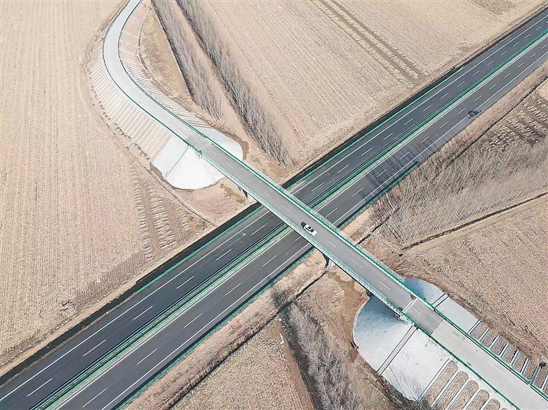 中国铁建大桥局哈肇高速公路 a7标段顺利通过交工验收 - 黑龙江网