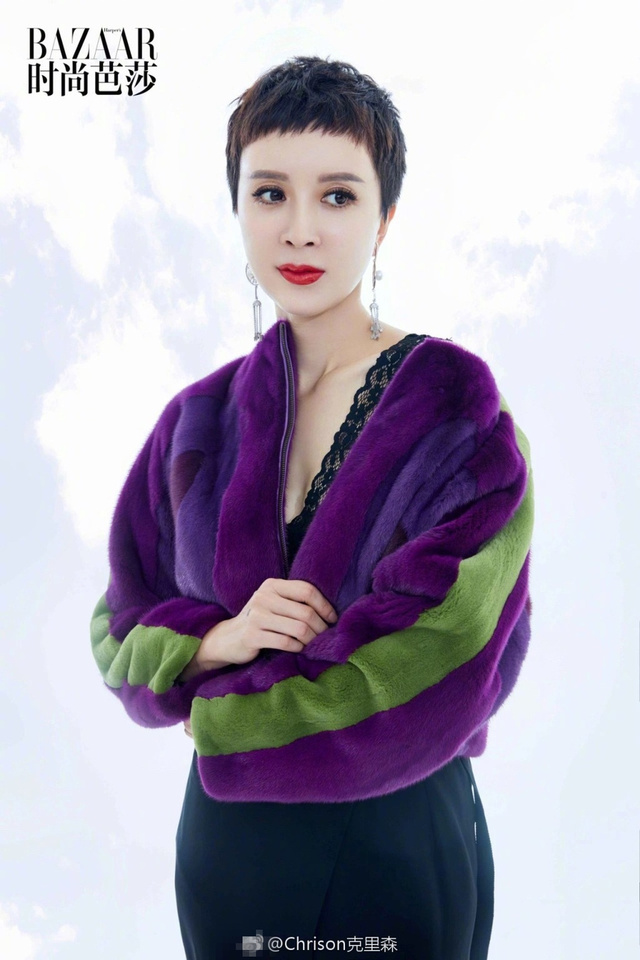 金巧巧杂志照雷人博纳总裁夫人带你回90年代县城时尚