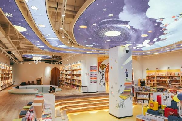今年是漓江书院开书店的第四年,继漓江书院·三祺店,漓江书院·金狮巷