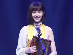 华鼎奖获奖唐嫣罗晋撒狗粮