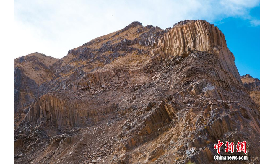 图为青海省境内火山岩柱状节理群。 青海省地质调查院供图