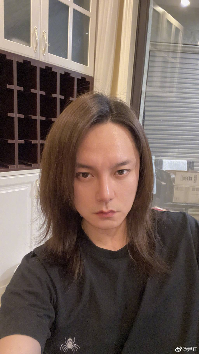 尹正 (图据尹正微博)长文最后,尹正希望大家放过他,但是不要放弃剧:"