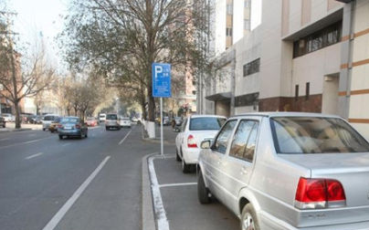 交警发布校园周边停车提示<