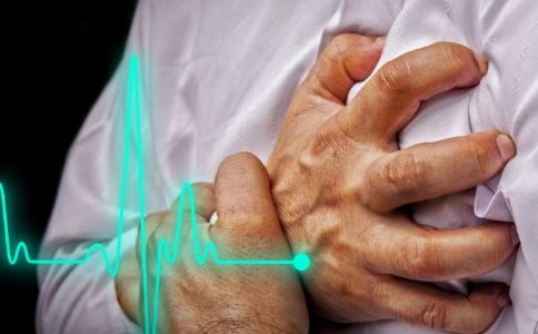 这是因为当运动超负荷的时候,心脏承受不住而导致的