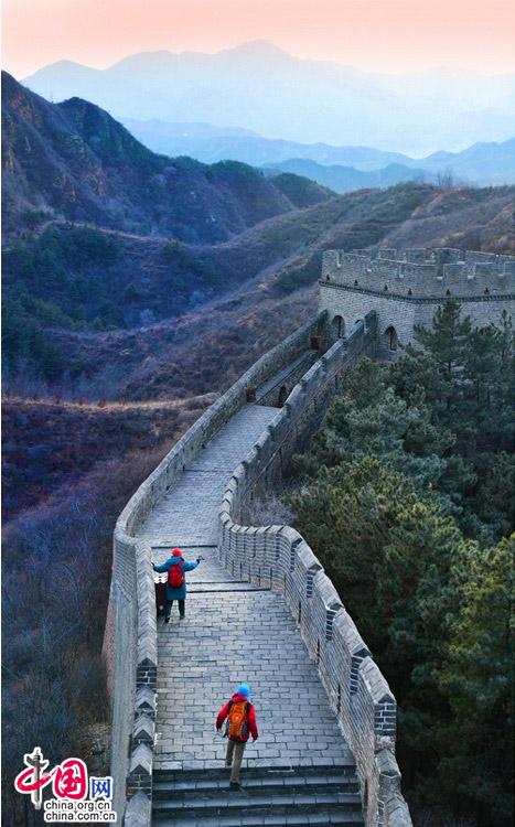 五湖四海皆春色，万水千山尽得辉。