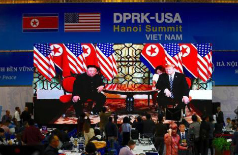 朝美取消签约仪式 特朗普金正恩各自返回下榻