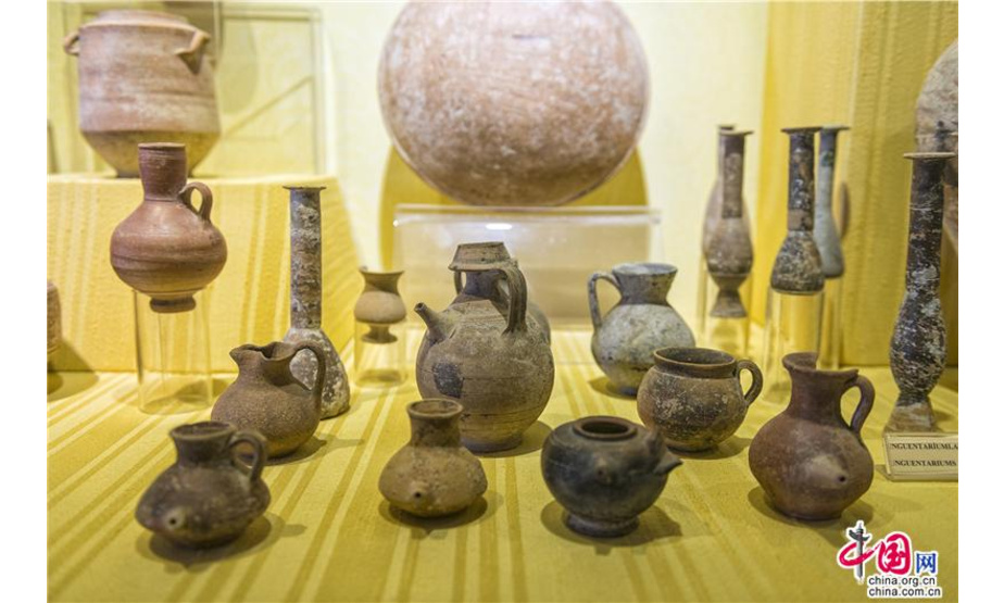 原来的希拉波里斯古城的南大浴室如今已改成一座博物馆。（作者：刘杰）
