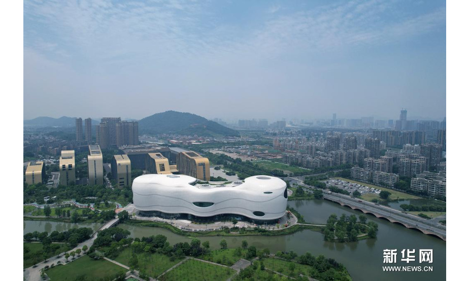 6月22日拍摄的中国动漫博物馆（无人机照片）。新华社发（龙巍摄）