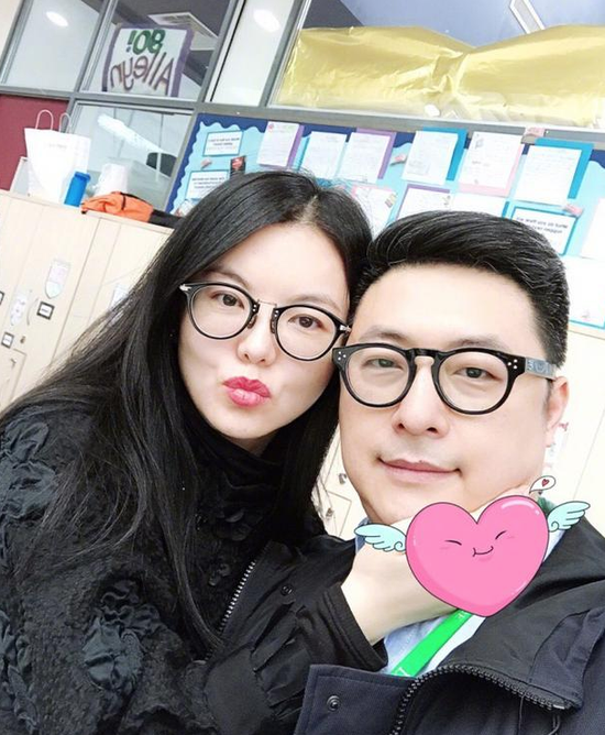 王岳伦被曝出轨后与李湘互动 自我调侃:变瘦心