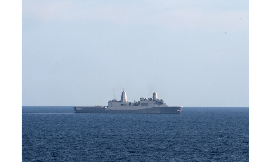 据报道，这三艘军舰所在的“巴丹”两栖预备支队近期在大西洋海域进行了“水面战高级战术训练”（SWATT），目的是为了保持战备、熟练度以及杀伤力。