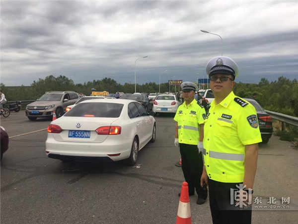 端午假期全省公安机关办理外国人口岸签证数同