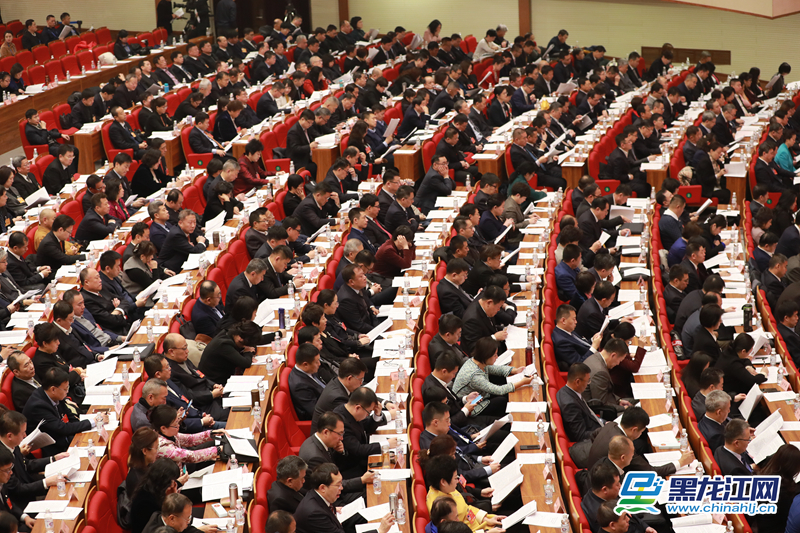 省政协十二届三次会议隆重开幕。（记者 白林鹤摄）