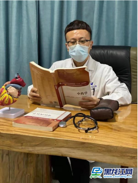 黑龙江网讯(张锐 郑文韬 记者 王忠岩 石岩松)1月2日下午,《巴啦啦小