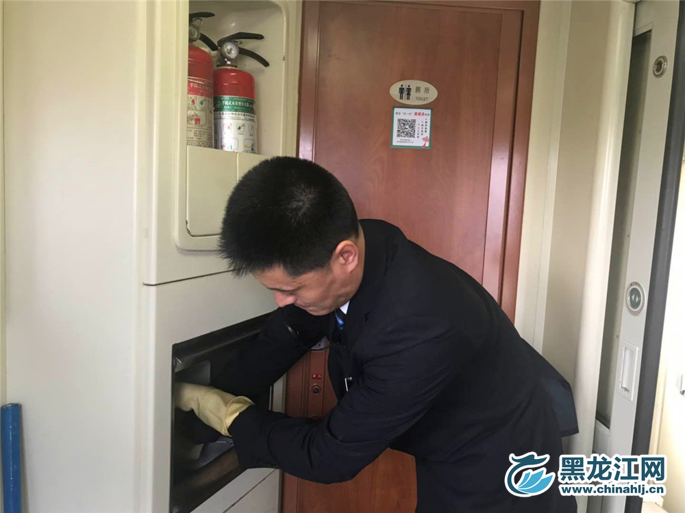 看不到的地方也要处理好。  宋菲 摄