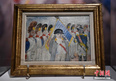 当地时间9月21日，拿破仑相关拍卖品在巴黎苏富比展出。巴黎苏富比于9月15日至22日举行专场拍卖会纪念拿破仑逝世200周年，拍卖品包括绘画、雕塑、银器、珠宝等。 中新社记者 李洋 摄