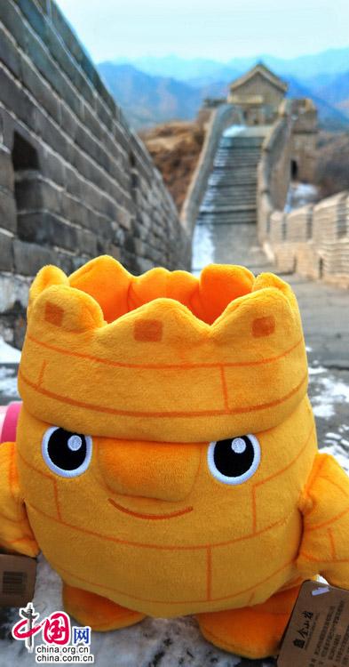 我们踏着古代劳动人民的足迹，去感受长城的壮美和整个华夏民族豪迈的气魄。