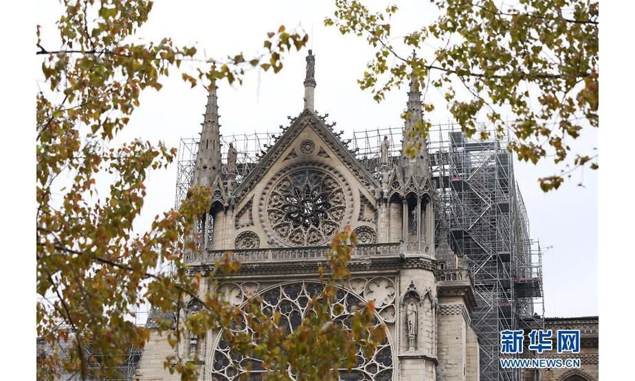 这是4月16日在法国巴黎拍摄的火灾后的巴黎圣母院。新华社记者高静摄